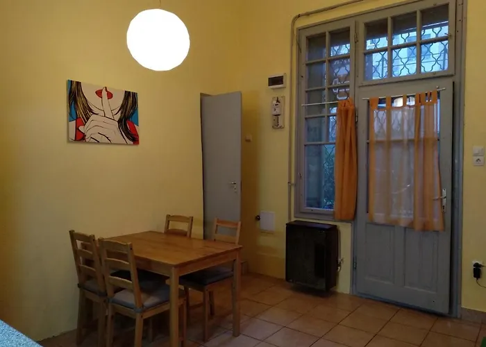 Hobar Hostel