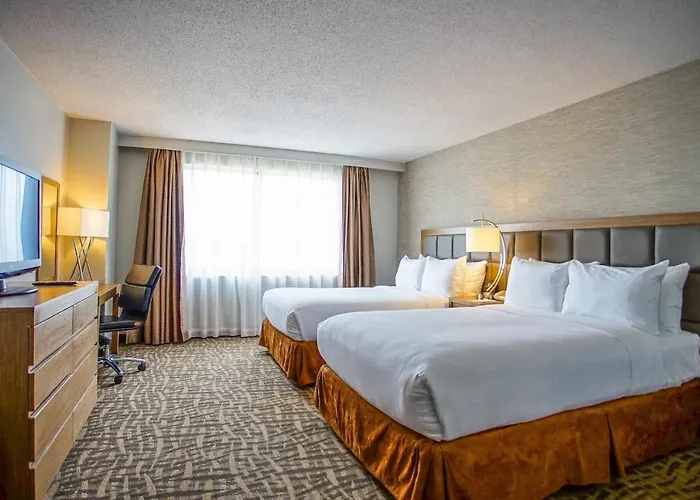 Ramada By Wyndham Southfield