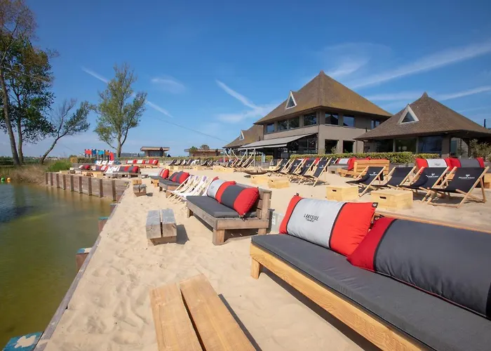 Lakeside Paradise Sport