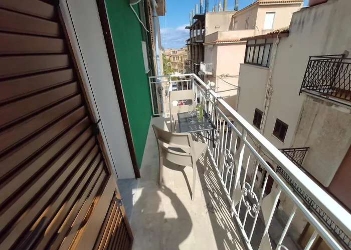 IN CENTRO ROOMS Vicino Cefalù