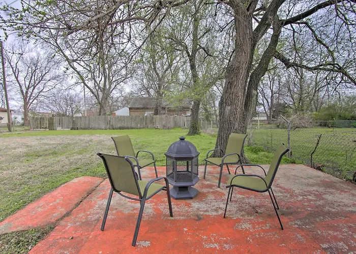Beautiful Bartlesville Family Home With Game Room!