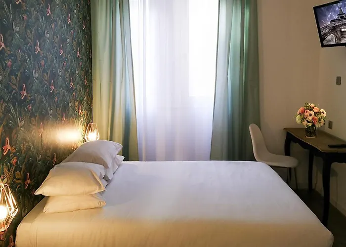 Hotel De Paris Saint Georges